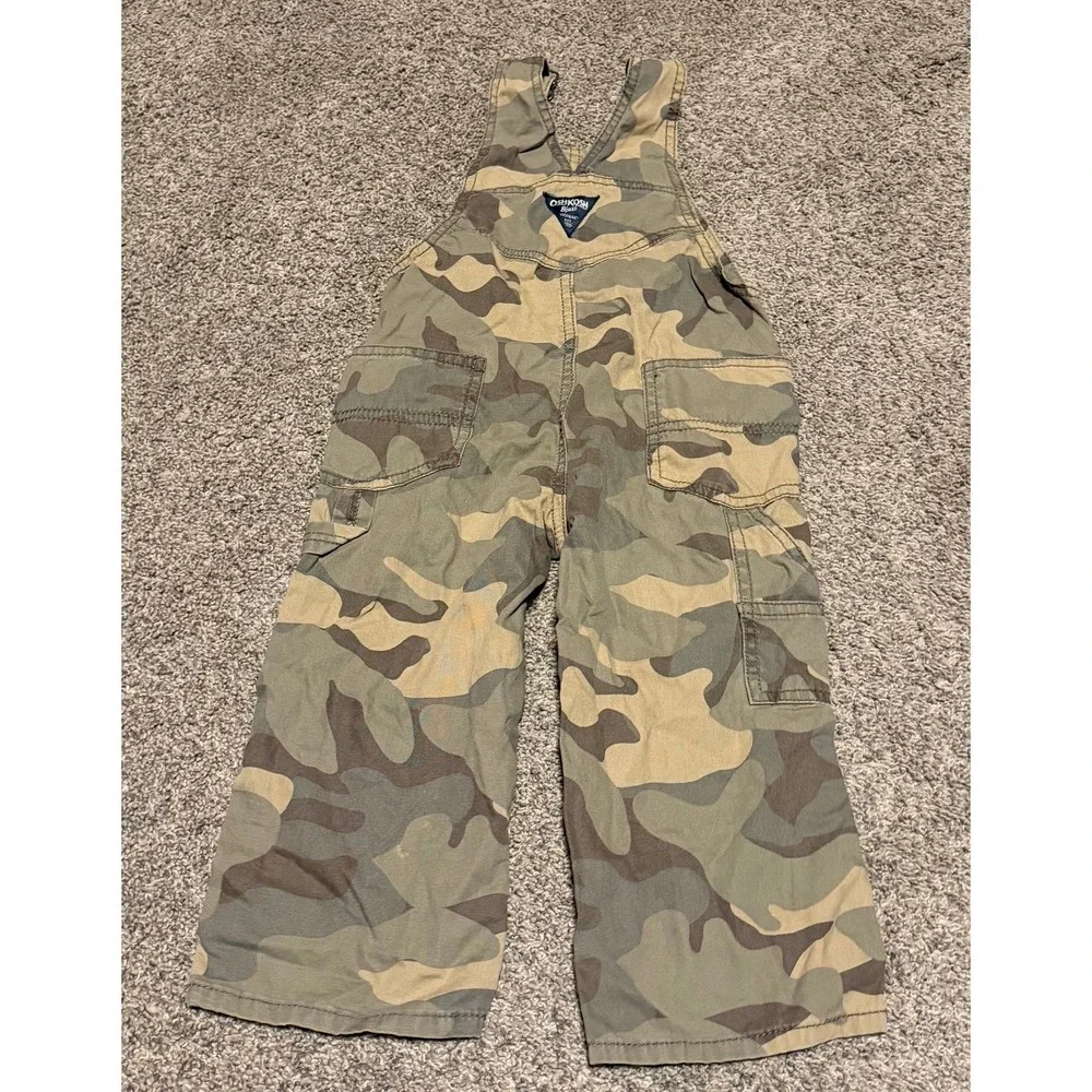 OshKosh B'gosh Boys 2T Camo Overalls Camouflage Cargo Bib Hunting Outdoors